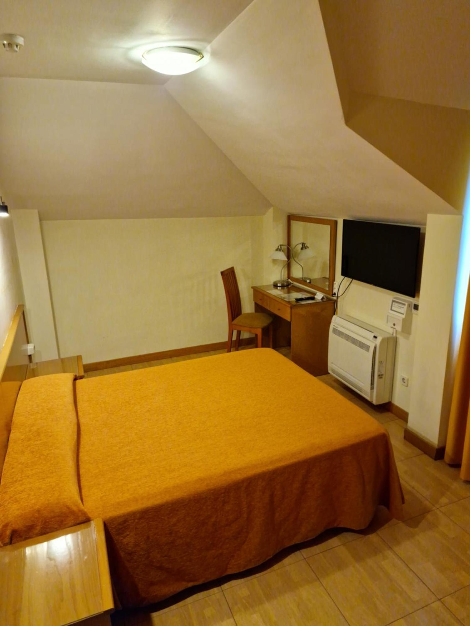 Hotel Camargo Игольо Экстерьер фото