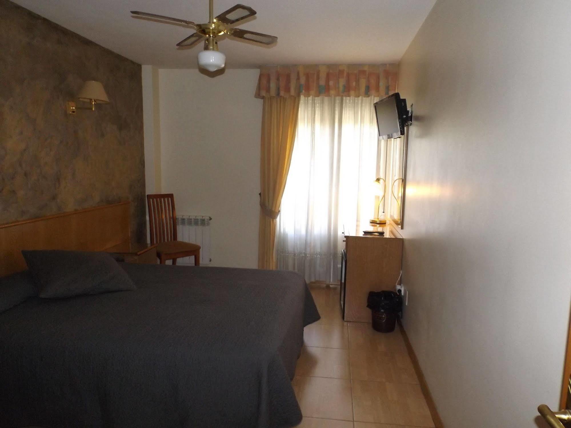 Hotel Camargo Игольо Экстерьер фото