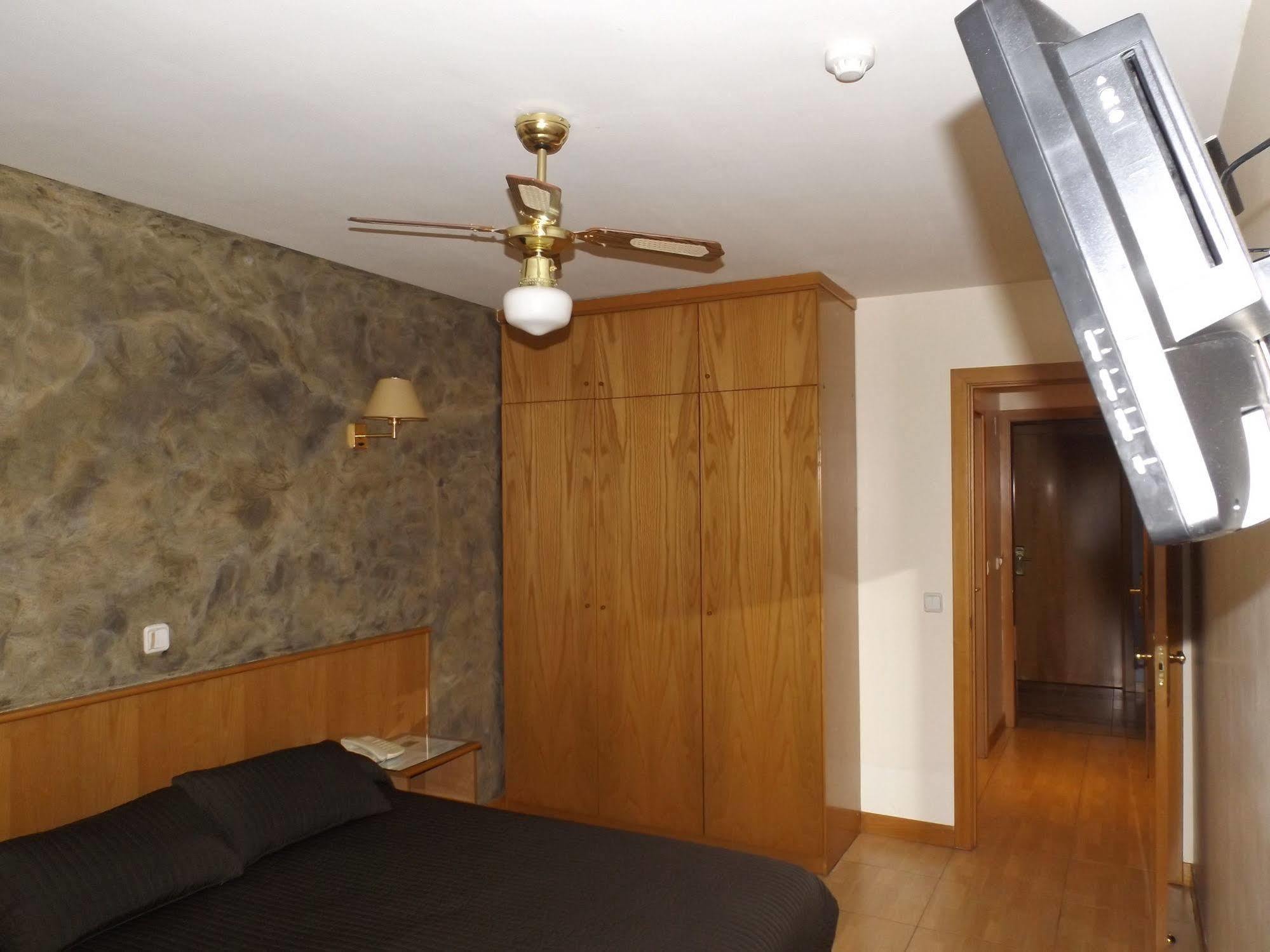 Hotel Camargo Игольо Экстерьер фото