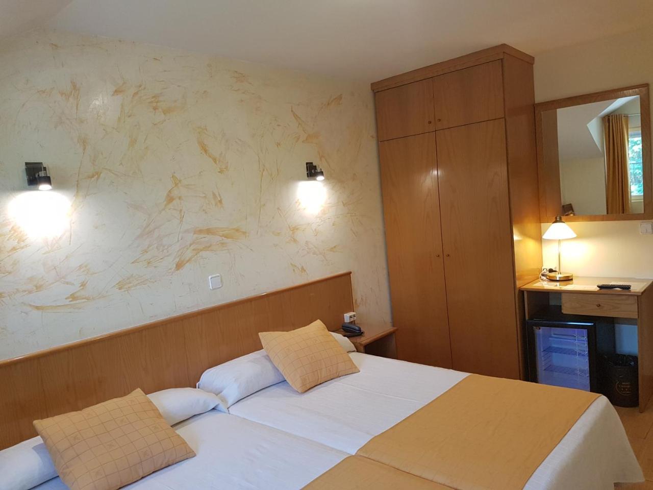 Hotel Camargo Игольо Экстерьер фото